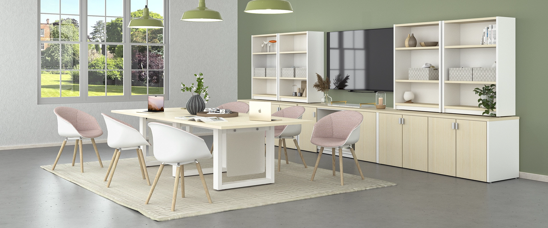 Shuffle Side Chair / 4-Leg Wood